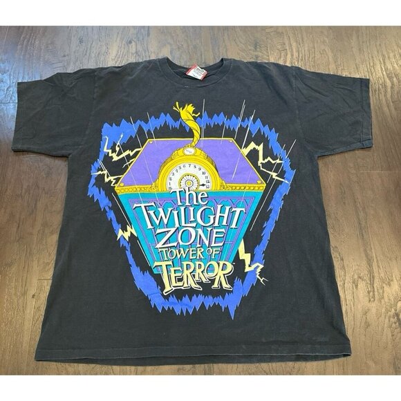 vintage 90s WALT DISNEY WORLD THE TWILIGHT ZONE TOWER OF TERROR T-Shirt - Picture 1 of 4